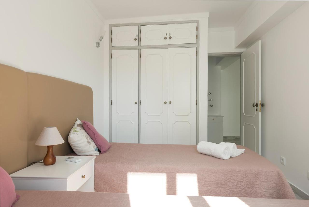 Chantal Apartment - Near The Beach - Quarteira Eksteriør billede